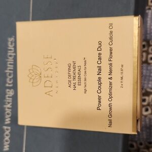 NWT Nail Treatment Essentials Adesse
